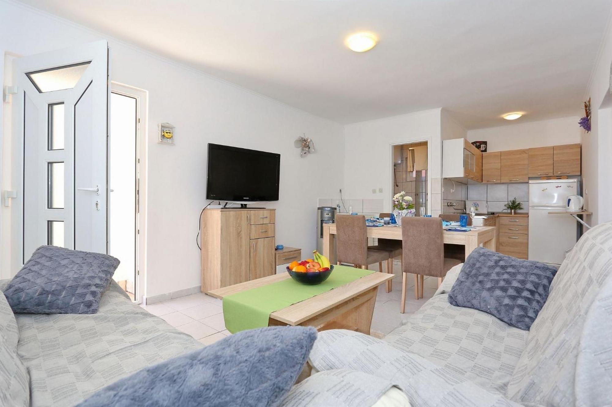 Apartments Marino Vir Exterior photo